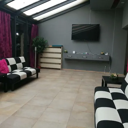 Отель Romans 3*